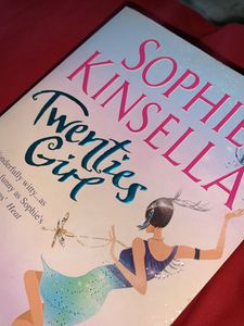 twenties girl by sophie kinsella🎀
