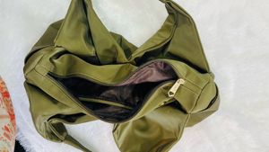 Espelho Olive Green Soft Tote Shoulder Bag – Styli