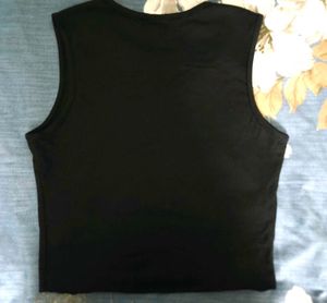 Y2K Baby Phat Sleeveless Top! 🎩