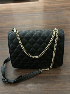 PRICE DROP Black Stylish Shoulder/Handbag