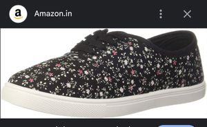 Max Canvas Floral Shoes,price Is Negotiable