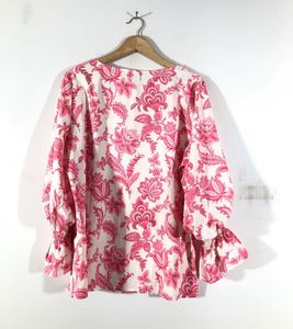 Set Of 2 Tops In Combo For Sale Bust 44&#34;
