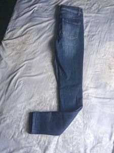 Ripped Denim Jeans 👖🦢✨✨
