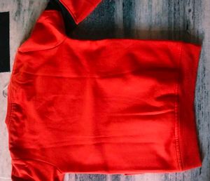 Sweatshirt For Boys 15_16 Years Old No Damage Good