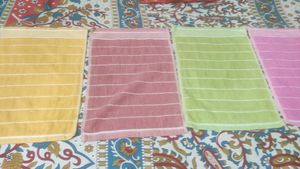 Hand Towels .......Unused  Totally New ..4 Pcs Set