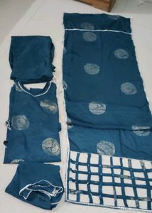 New 4 Peace Set With Hijab