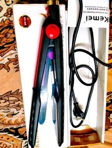 ‼️New Kemei Hair Straightener‼️
