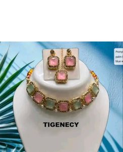 Necklace &amp; Earring Set