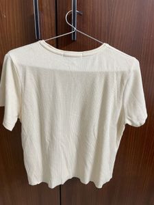 Ribbed Fitted Tshirt