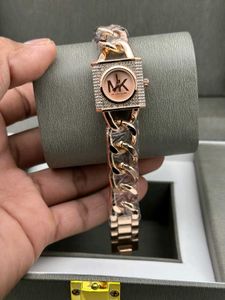 Michael Kors Women Watch Og Store Model