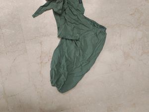 Trendy Green Crop Top