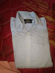 Men&#39;s formal checked shirt