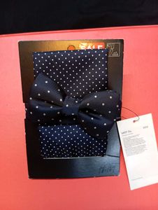 H&amp;M Bow Tie &amp; Pocket Square Set