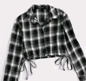 It&#39;s a Black Crop Top Must Buy This.....