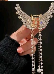 Winged Hair Claw Clip