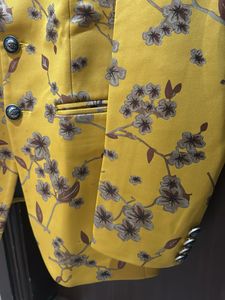 Floral Print Mandarin Collar blazer