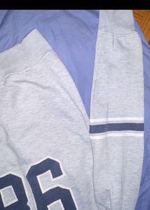 Grey Sweatshirt - Number 98