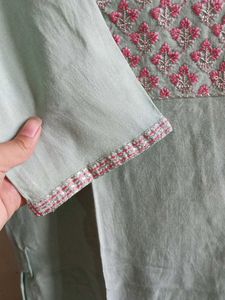 Women&#39;s Kurti