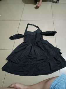 Off-Shoulder Black Dress Order On 1July And 100ff
