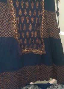 Elegant Black &amp; Brown Embroidered Kurti
