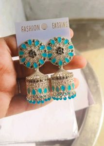 Traditional Jhumkas Medium Size Pack Of 1