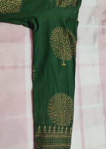 Meeranshi Women&#39;s Rayon Printed Kurta with Palazzo