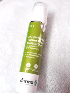 The Derma Co Ceramide + HA Intense Moisturizer wit