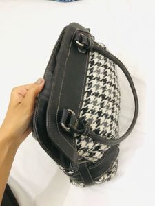 Imported Houndstooth Handbag