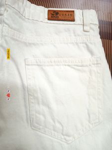 (C-09) 30 Size Straight Jeans White