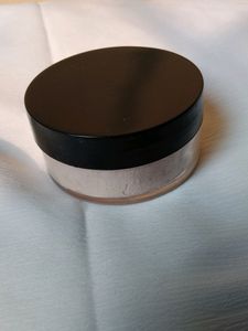 Studio Face Fix NC25 Mineralize Loose Powder