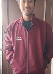 ✨Maroon Light Windcheater–Stylish &amp; Lightweight