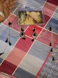 Pearl Necklace &amp; Earring Set
