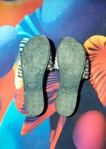 STYLISH BLACK FLAT🖤