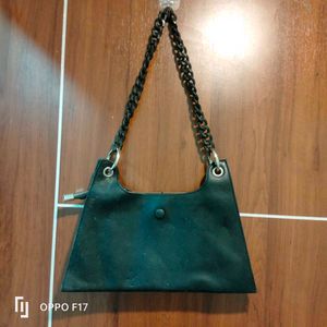 stylish black shoulder bag