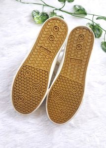 H&amp;M Canvas Hi-tops Shoes (Unisex)