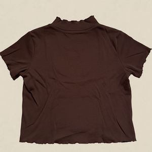 Brown Ribbed Lettuce Edge Top