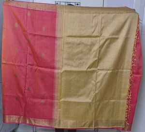 Pure silk Kanjivaram Pink &amp; Gold Saree