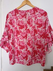 Floral Ruffle Sleeve Top