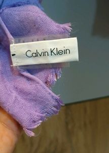 Calvin Klein 🧣scarfs