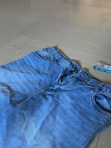 Vintage High-Waisted Jeans