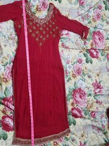 Elegant Red Embroidered Kurta