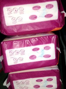 Sanitary Pads XXL Sizes 3 Pack Of 18