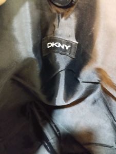 DKNY Black Tote Bag💥