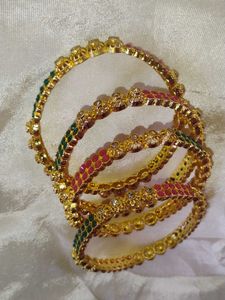Beutiful Womens Bangles