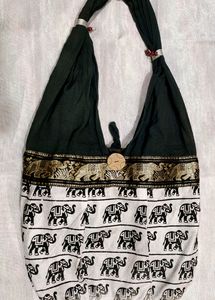 Women's Handbag With Free Hand Purse