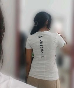 Nike 'Just Do It' Tee