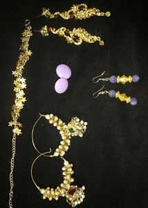 Assorted Jewelry Set: Earrings & Bracelet