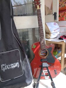 Givson Guitar New