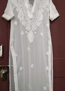 White Embroidered Kurta