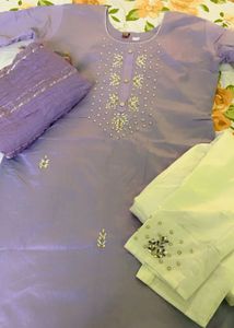 New Lavendar suit set...